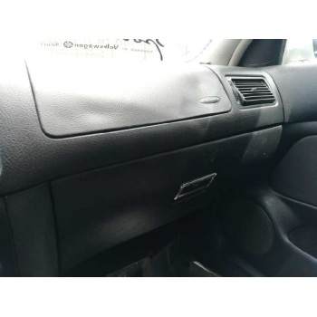 volkswagen golf iv berlina (1j1) del año 2000