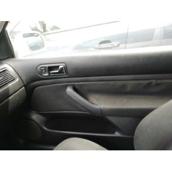 volkswagen golf iv berlina (1j1) del año 2000