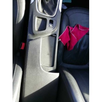 opel insignia berlina del año 2010