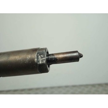 Recambio de inyector para kia carens (un) active referencia OEM IAM 0445110258 3380027400 