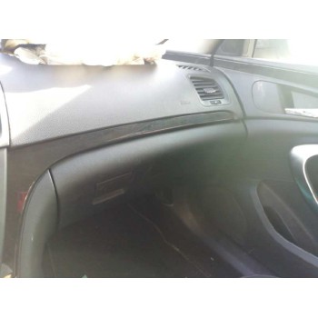 opel insignia berlina del año 2010