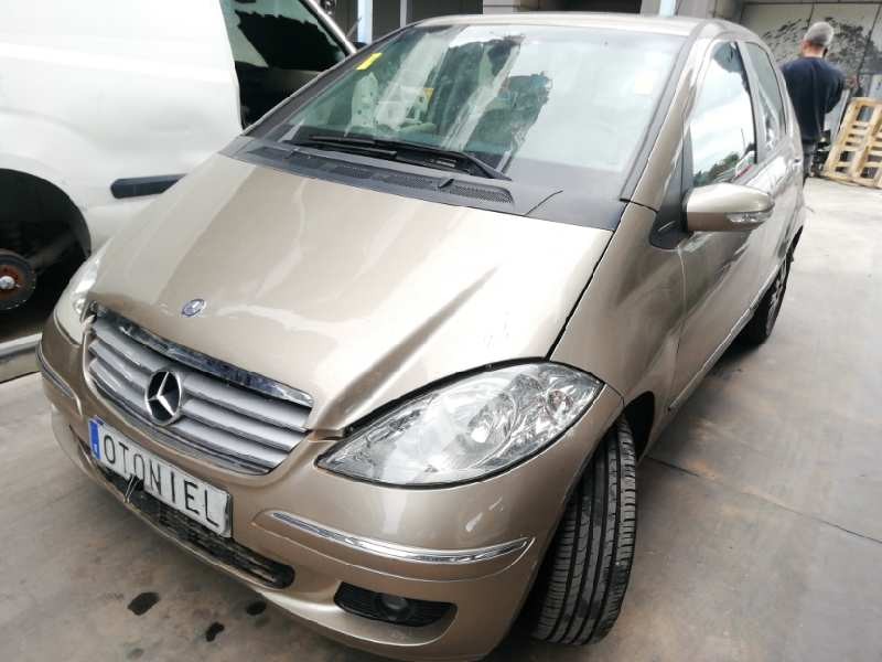 MERCEDES-BENZ CLASE A (W169)