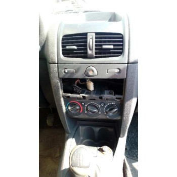 renault clio ii fase ii (b/cb0) del año 2003