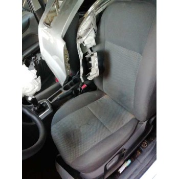 ford focus berlina (cap) del año 2005