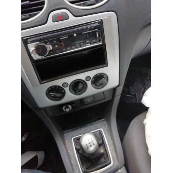 ford focus berlina (cap) del año 2005