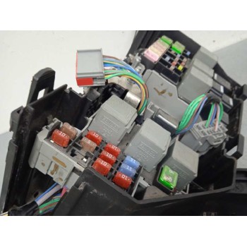 Recambio de caja reles / fusibles para ford mondeo ber. (ca2) trend x referencia OEM IAM 6G9T14A067AB  