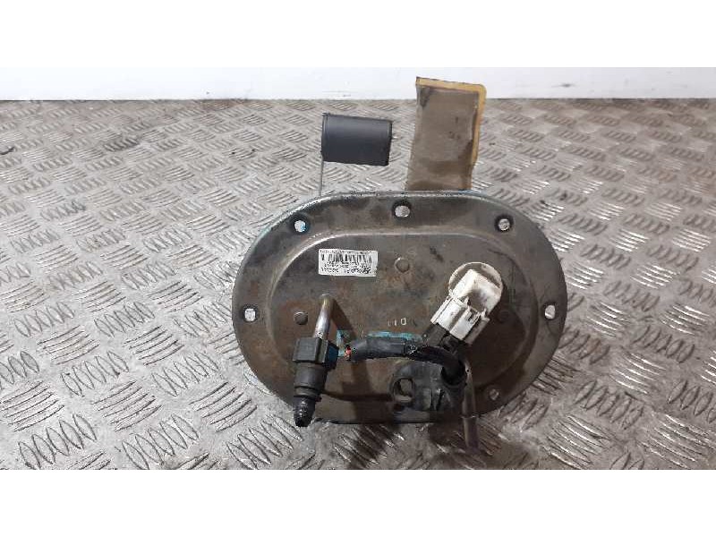 Recambio de bomba combustible para hyundai tucson (jm) 2.0 cat referencia OEM IAM 311102E000  