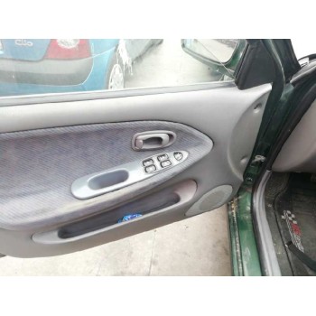 hyundai lantra berlina (rd) del año 1999