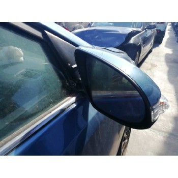 toyota auris del año 2016