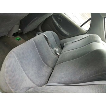 hyundai lantra berlina (rd) del año 1999