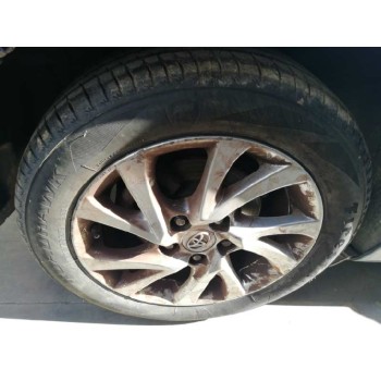 toyota auris del año 2016