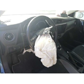 toyota auris del año 2016