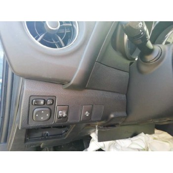 toyota auris del año 2016