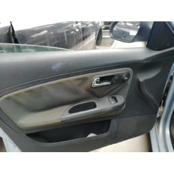 seat ibiza (6l1) del año 2004