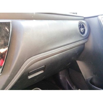 toyota auris del año 2016