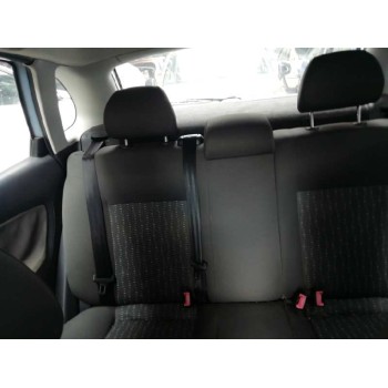 seat ibiza (6l1) del año 2004