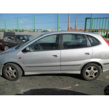 nissan almera tino (v10m) del año 2000