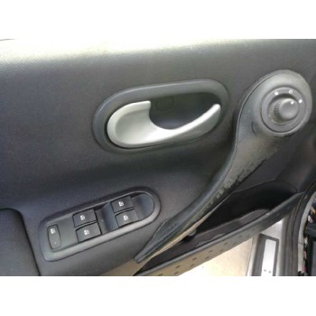 renault megane ii classic berlina del año 2009