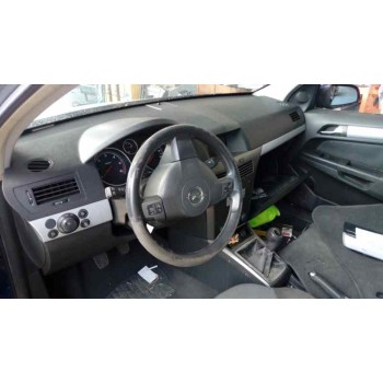 opel astra h berlina del año 2005