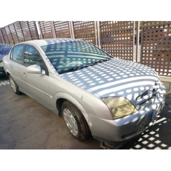 opel vectra c berlina del año 2004