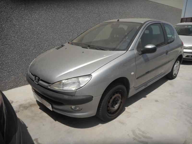 PEUGEOT 206 BERLINA