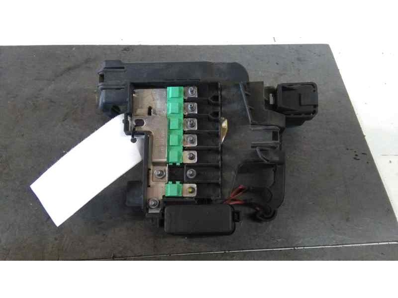 Recambio de caja reles / fusibles para seat leon st (5f8) reference plus referencia OEM IAM 6R0937550A  