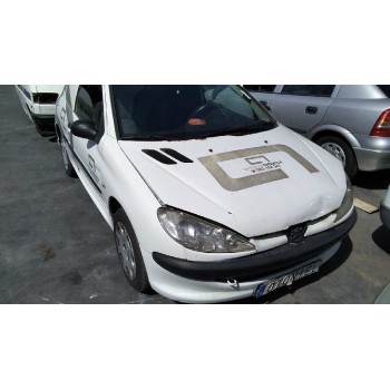 PEUGEOT 206 BERLINA