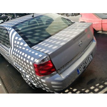 opel vectra c berlina del año 2004