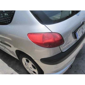 peugeot 206 berlina del año 2000