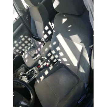 opel vectra c berlina del año 2004