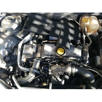 opel vectra c berlina del año 2004