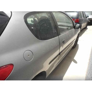 peugeot 206 berlina del año 2002