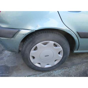 ford fiesta berlina (dx) del año 2001