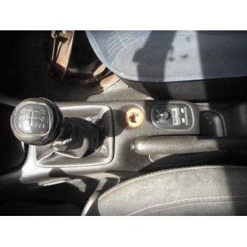 peugeot 206 berlina del año 2002