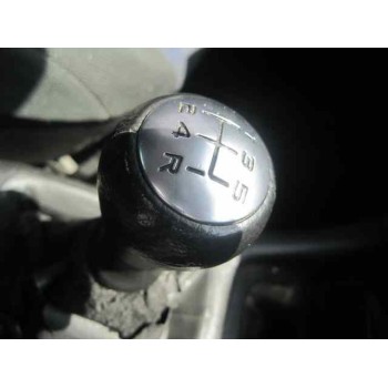 peugeot 206 berlina del año 2000