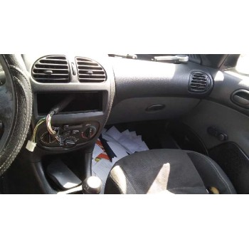 peugeot 206 berlina del año 2006