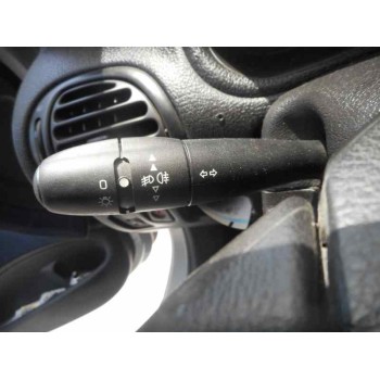 peugeot 206 berlina del año 2002