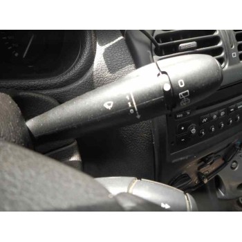 peugeot 206 berlina del año 2002