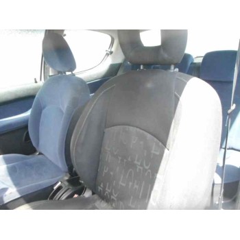 peugeot 206 berlina del año 2002