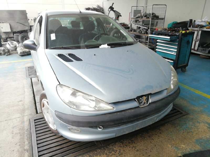 PEUGEOT 206 BERLINA