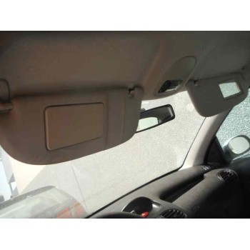 peugeot 206 berlina del año 2002