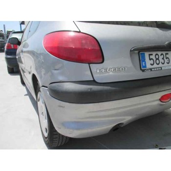 peugeot 206 berlina del año 2002