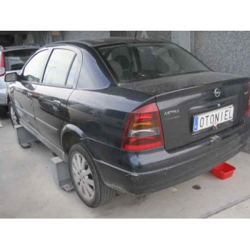 opel astra g berlina del año 2002