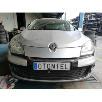 renault megane iii berlina 5 p del año 2012