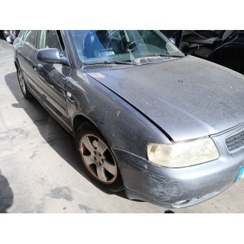 audi a3 (8l1) del año 2000