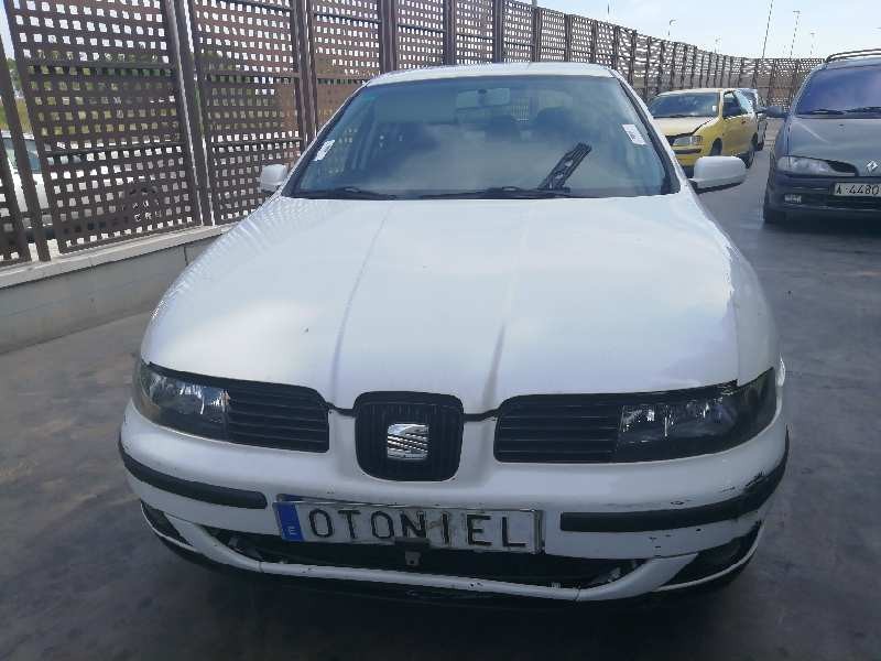 SEAT LEON (1M1)