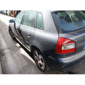 audi a3 (8l1) del año 2000