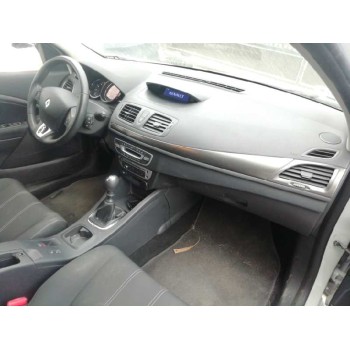 renault megane iii berlina 5 p del año 2014