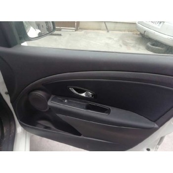 renault megane iii berlina 5 p del año 2014