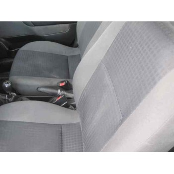 opel astra g berlina del año 2002